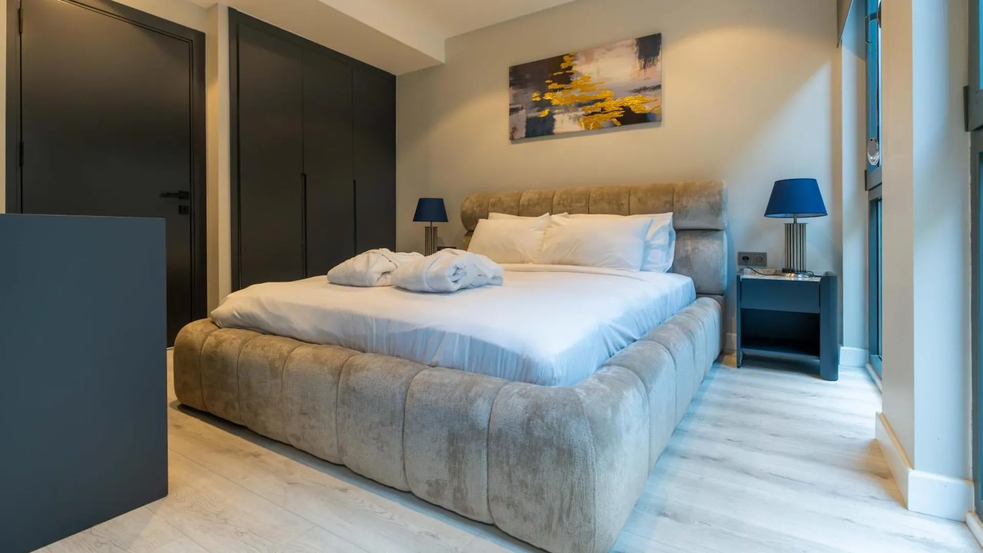 Decamondo Residence Karakoey Istanbul Aparthotel